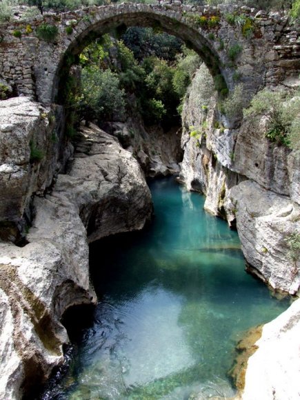 Köprülü Canyon - Stone bridge