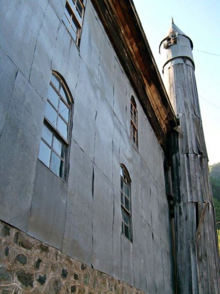 Macahel, Camili Camii