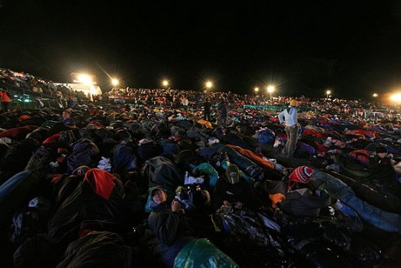 Gallipoli, Anzac Cove - Anzac Day 2007, People waiting on their sleeping bag at night