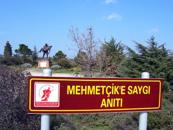 Respect to Mehmetçik Memorial