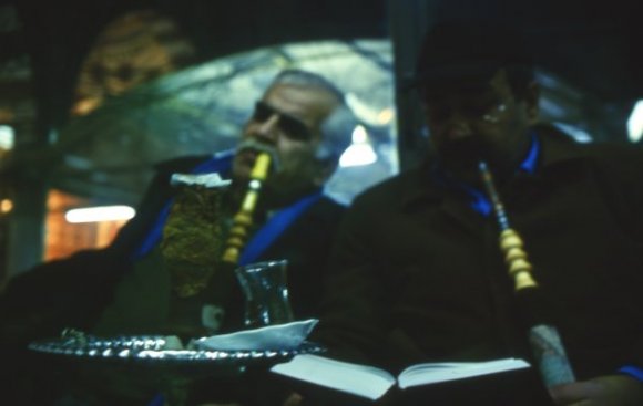 Reading while smoking water pipe