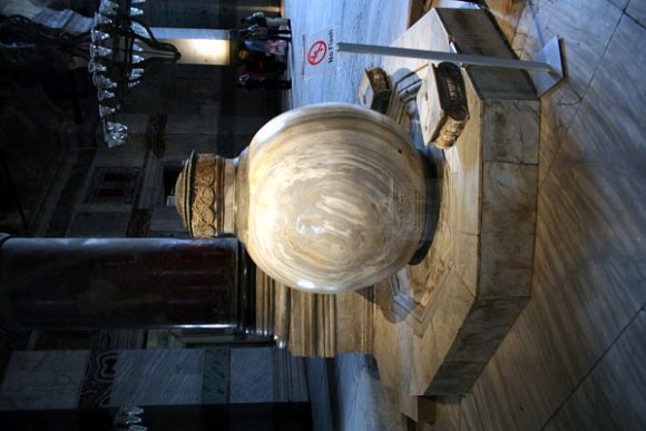 Huge marble vat in Hagia Sophia