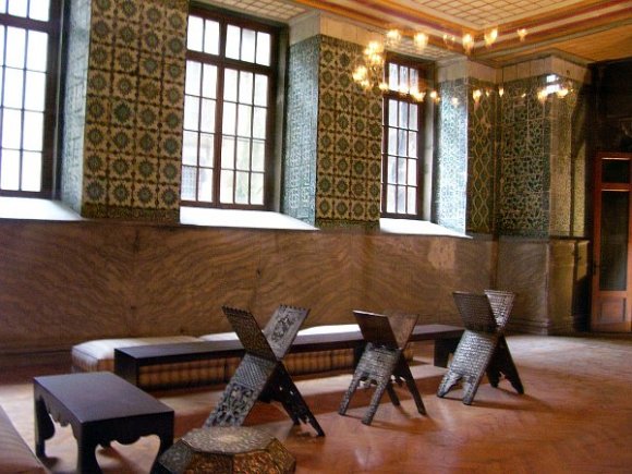 Sultan Mahmut I library in Hagia Sophia