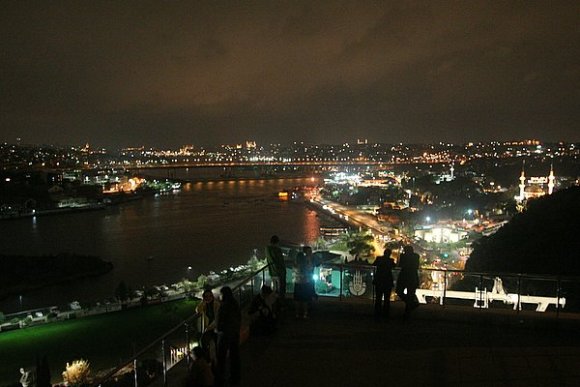 Golden Horn at night.