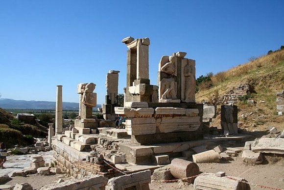 Ephesus - The Pollio Fountain