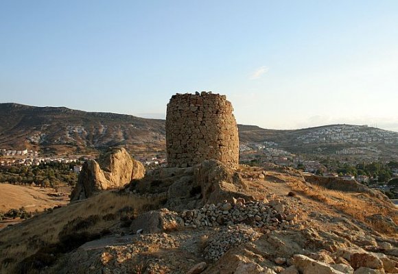 Foça - Windmill