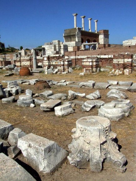Selçuk - St John Basilica. The basilica is on the slopes of Ayasoluk Hill, just below the fortress. St John is believed to spent