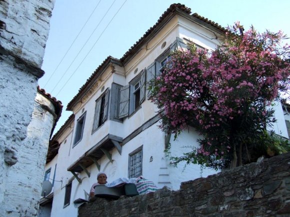 Şirince - A house in Şirince. Most houses built in 19. century or earlier when Sirince was predominantly a Greek village.