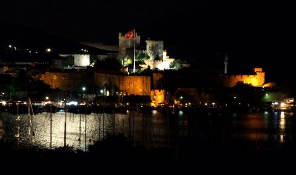 Bodrum - Bodrum Castle at night.